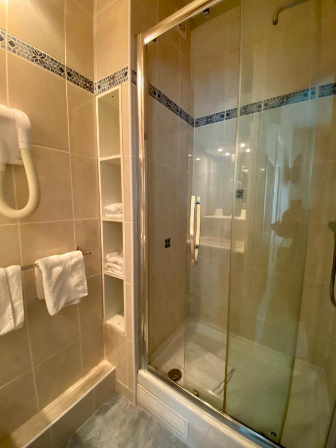 Hotel Studia Париж Екстериор снимка